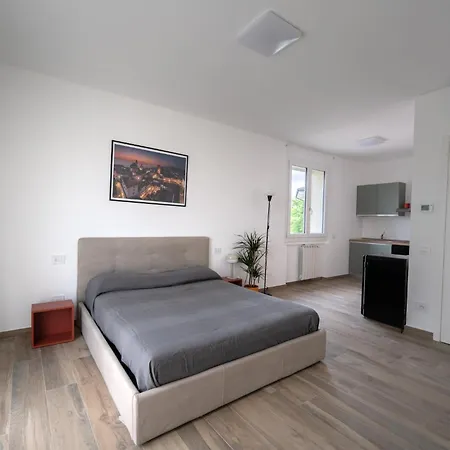 Appartamento Zina - Rosso - 10 Min From Centre And Airport